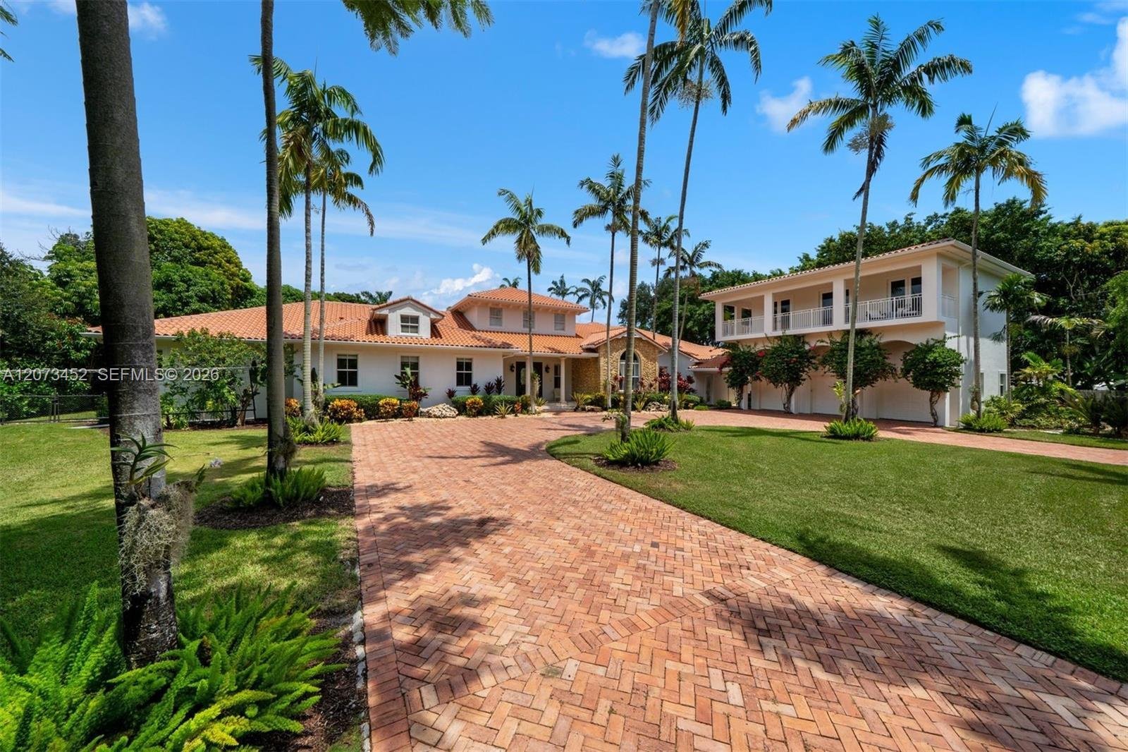 6235 Rolling Road Dr, Pinecrest